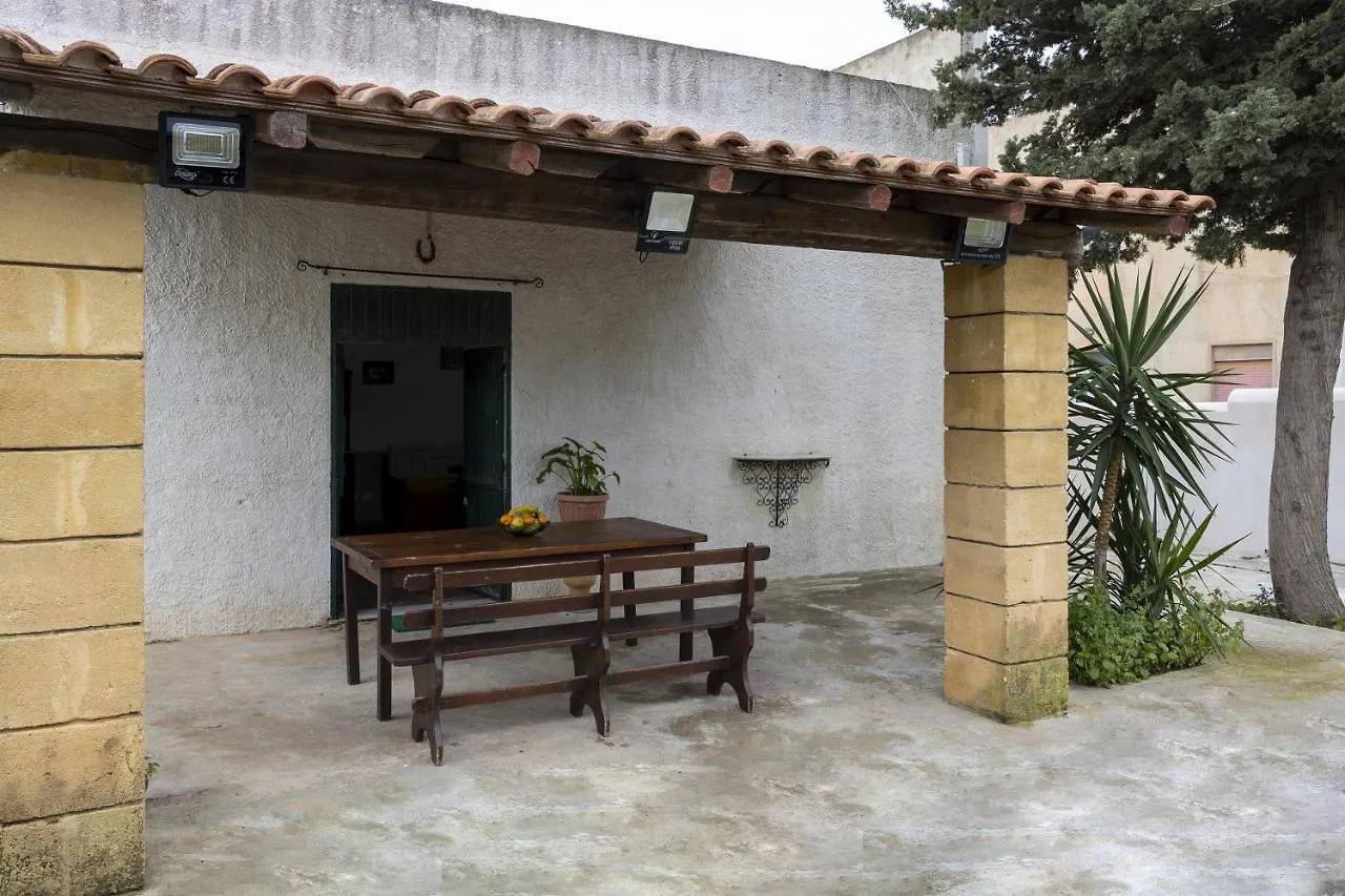 Villetta Il Gallo 마자라데발로 펜션